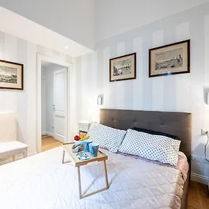  Apartamento Elegante Casa Ai Piedi Di Piazzale Michelangelo Italia